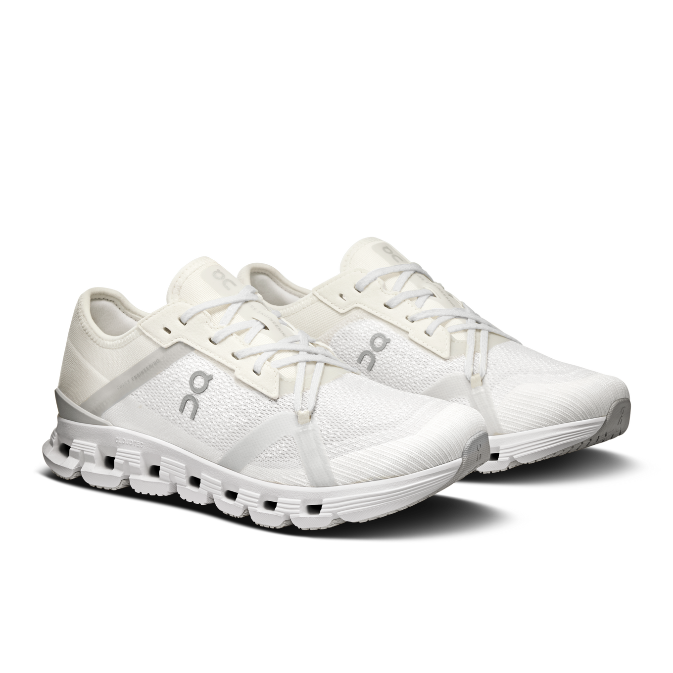 ON CLOUD X 4 AD W