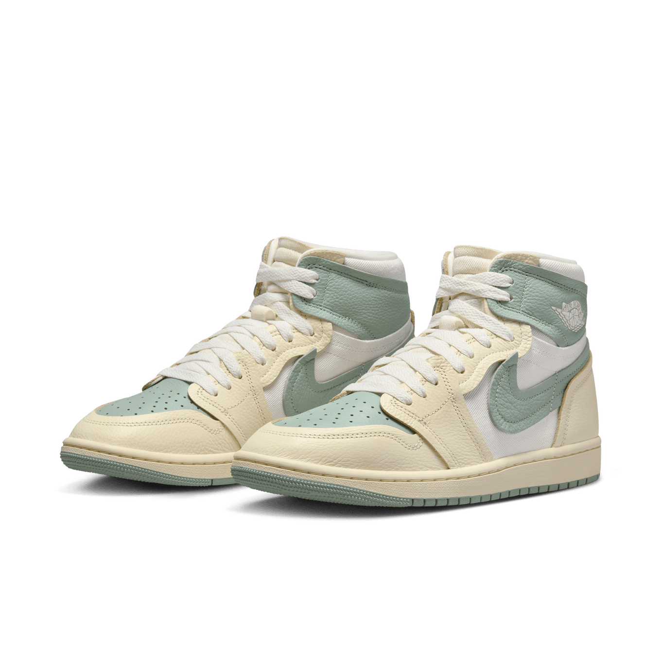 NIKE W AIR JORDAN 1 MM HIGH