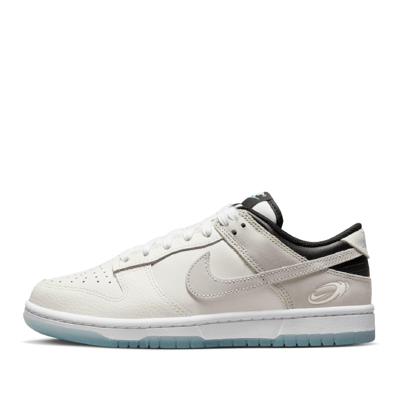 NIKE W DUNK LOW SE