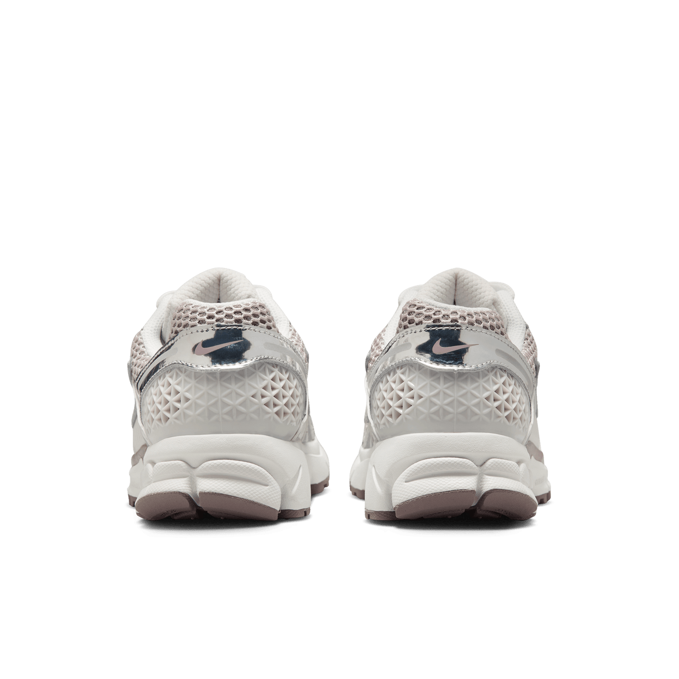 NIKE W ZOOM VOMERO 5