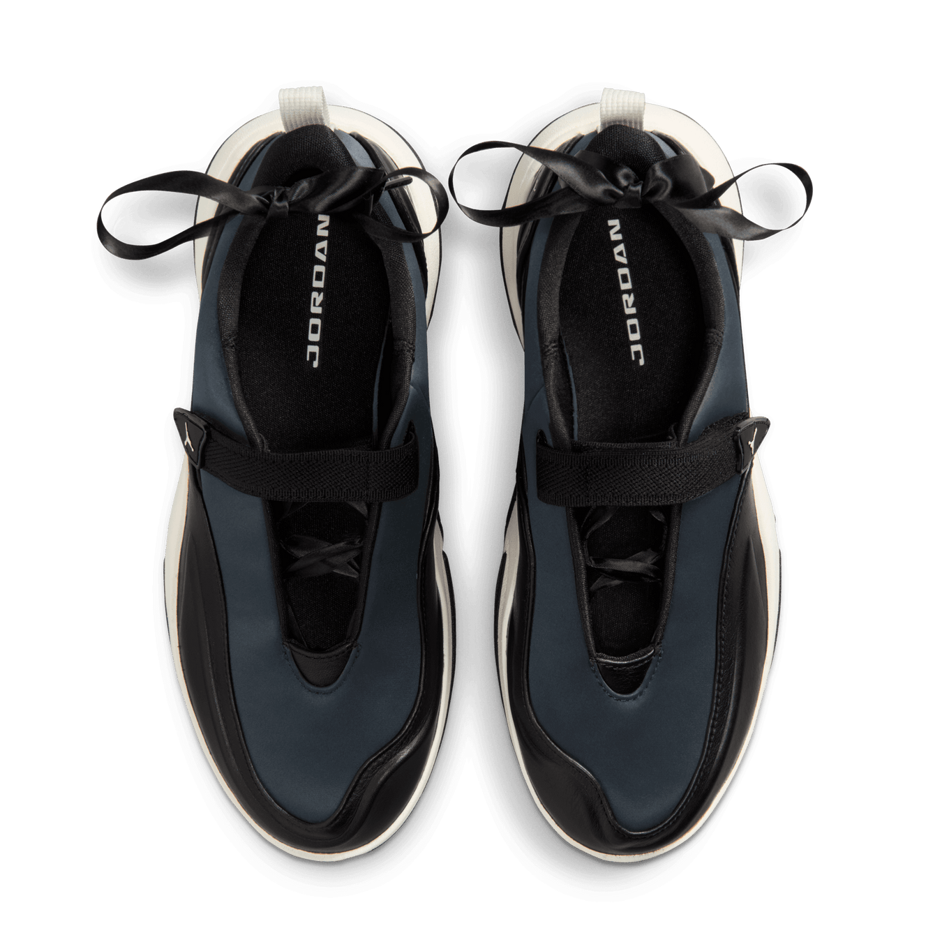 NIKE W JORDAN POINTE