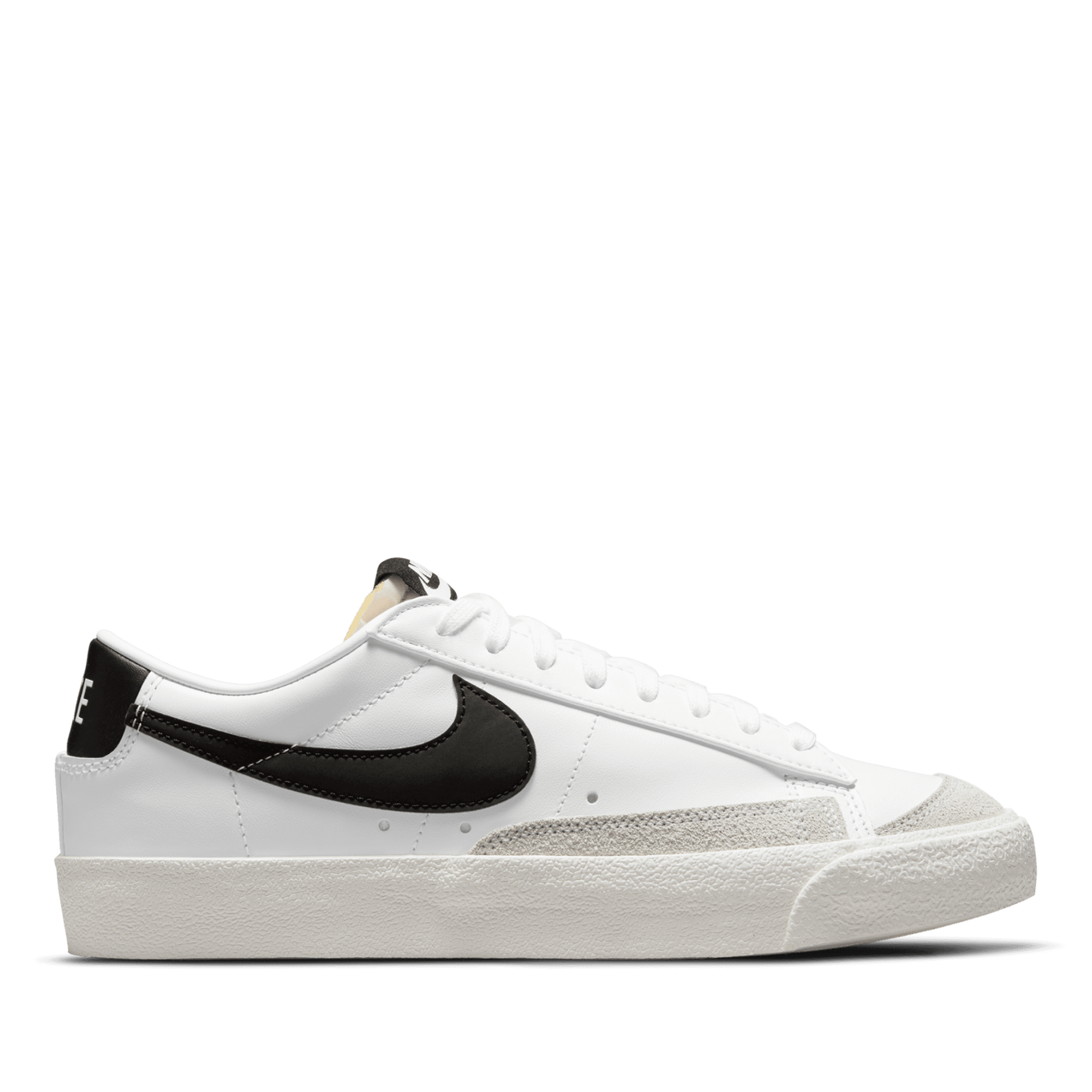 NIKE W BLAZER LOW  77